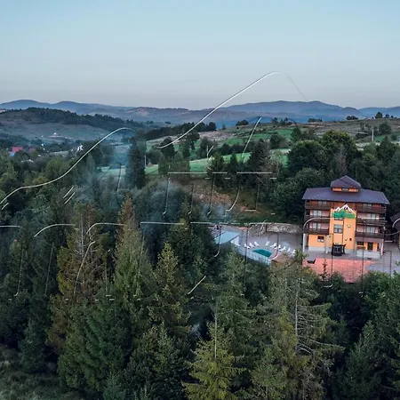 Hotel під магурою