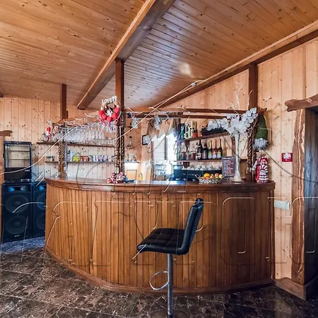 під магурою Hotel Pilipets