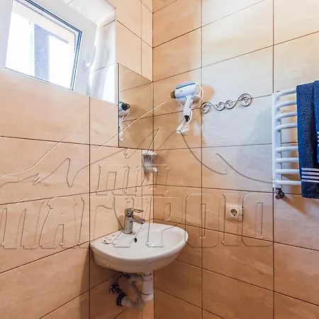 під магурою Hotel Pilipets