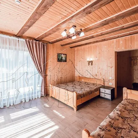 під магурою Hotel Pilipets