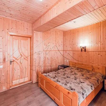 під магурою 3* Pilipets