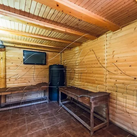 під магурою Pilipets