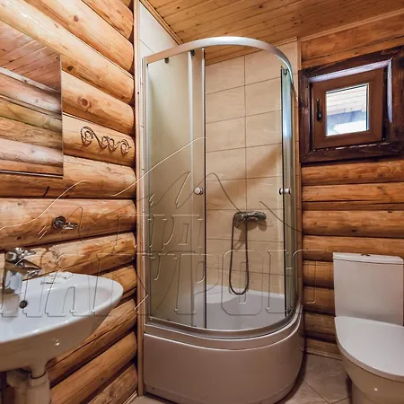 під магурою 3* Pilipets