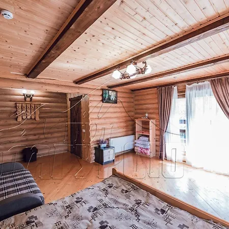 під магурою Ξενοδοχείο Pilipets