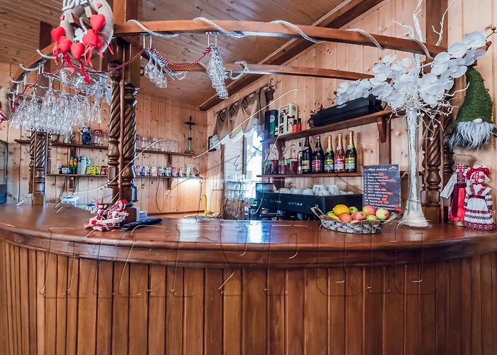 під магурою 酒店 3*